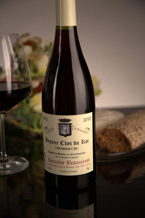 French Red Burgundy Wine, Domaine Besancenot 2010 Beaune Premier Cru Clos du Roi