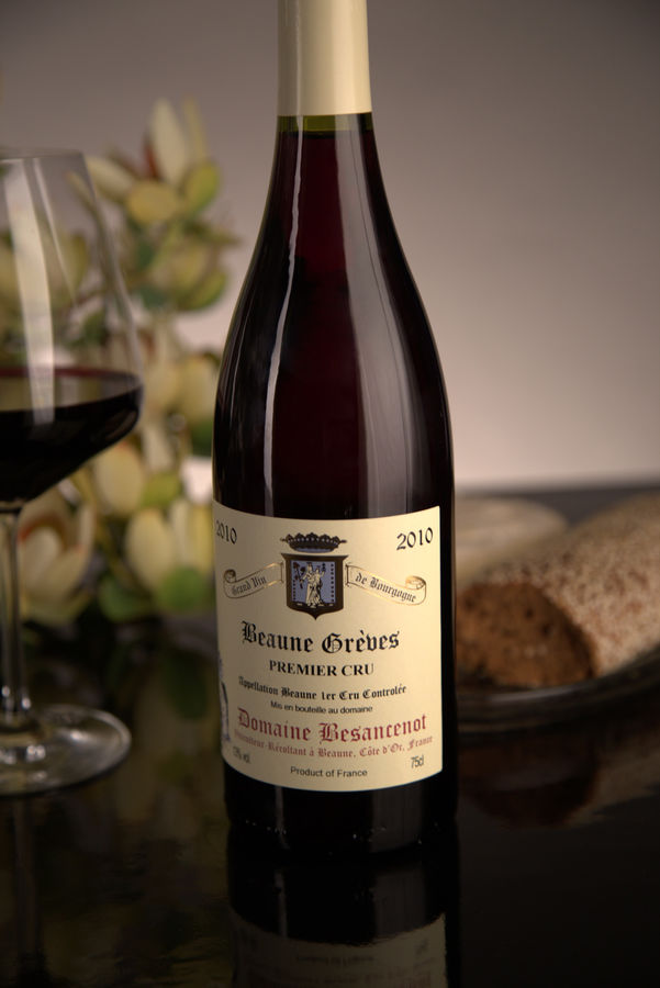 French Red Burgundy Wine, Domaine Besancenot 2010 Beaune Premier Cru Greves